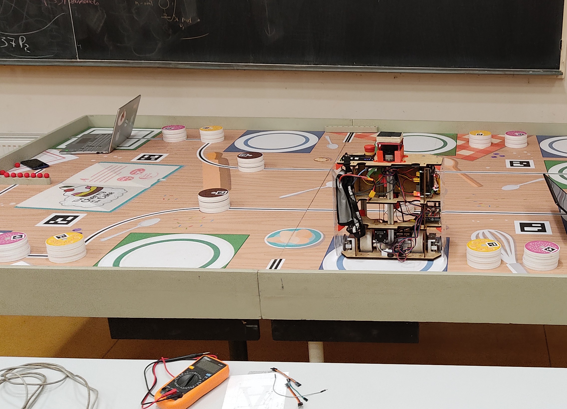 Clubelek Competition Robot